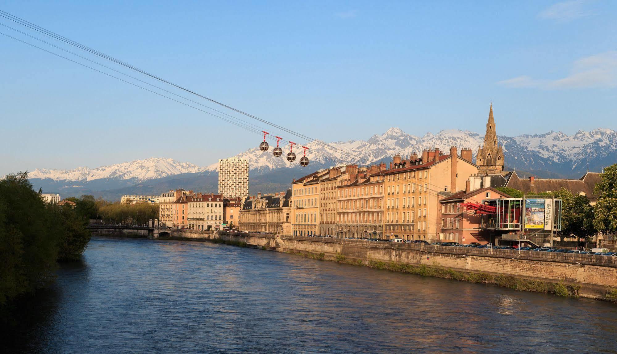 De L'europe Hyper-centre 3* Grenoble